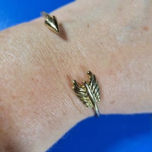Stella and Dot bangle